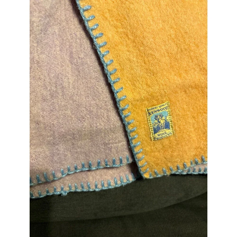 Vintage kenwood wool blanket play camp warm purple yellow cabin